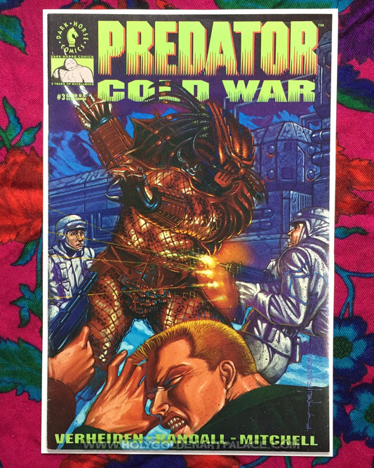 Predator: Cold War #3 <COMIC20F>